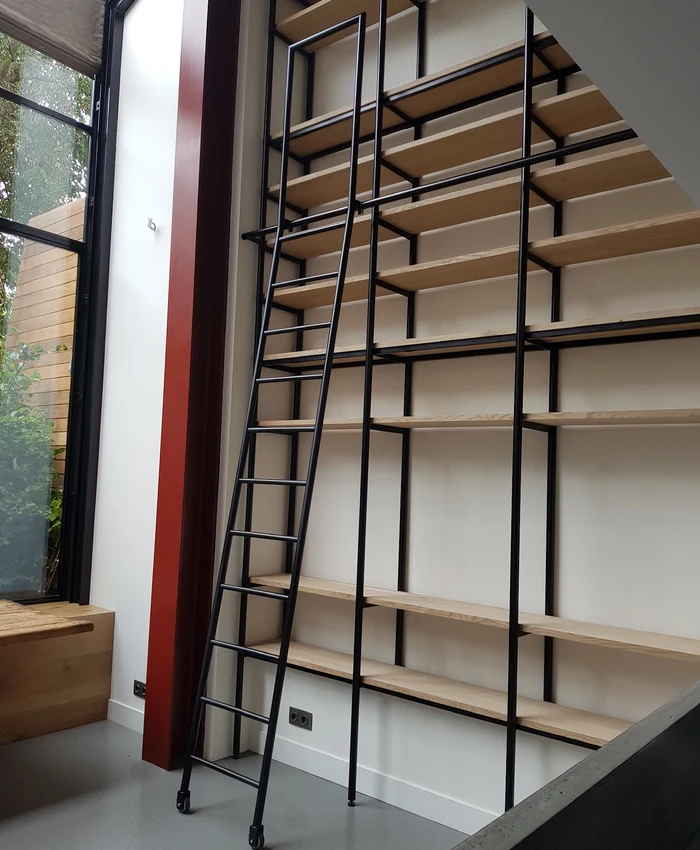 Detail van een metaalconstructie uit de originele Cares-projectgalerij